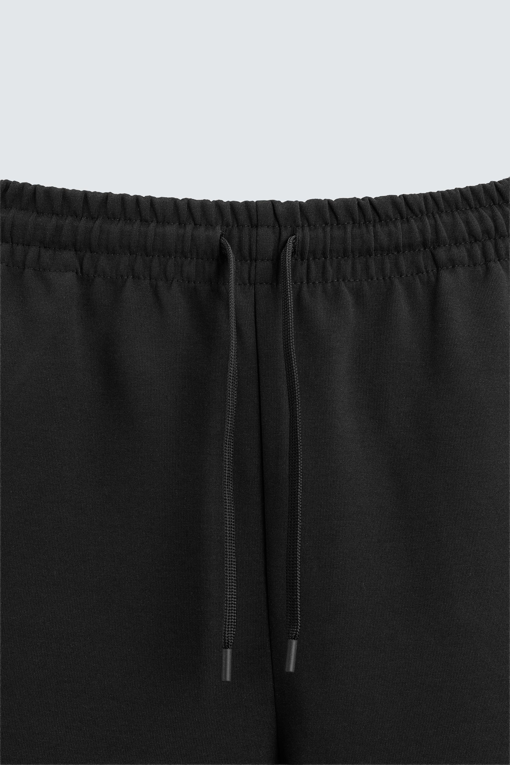 TECHNICAL INTERLOCK SHORTS